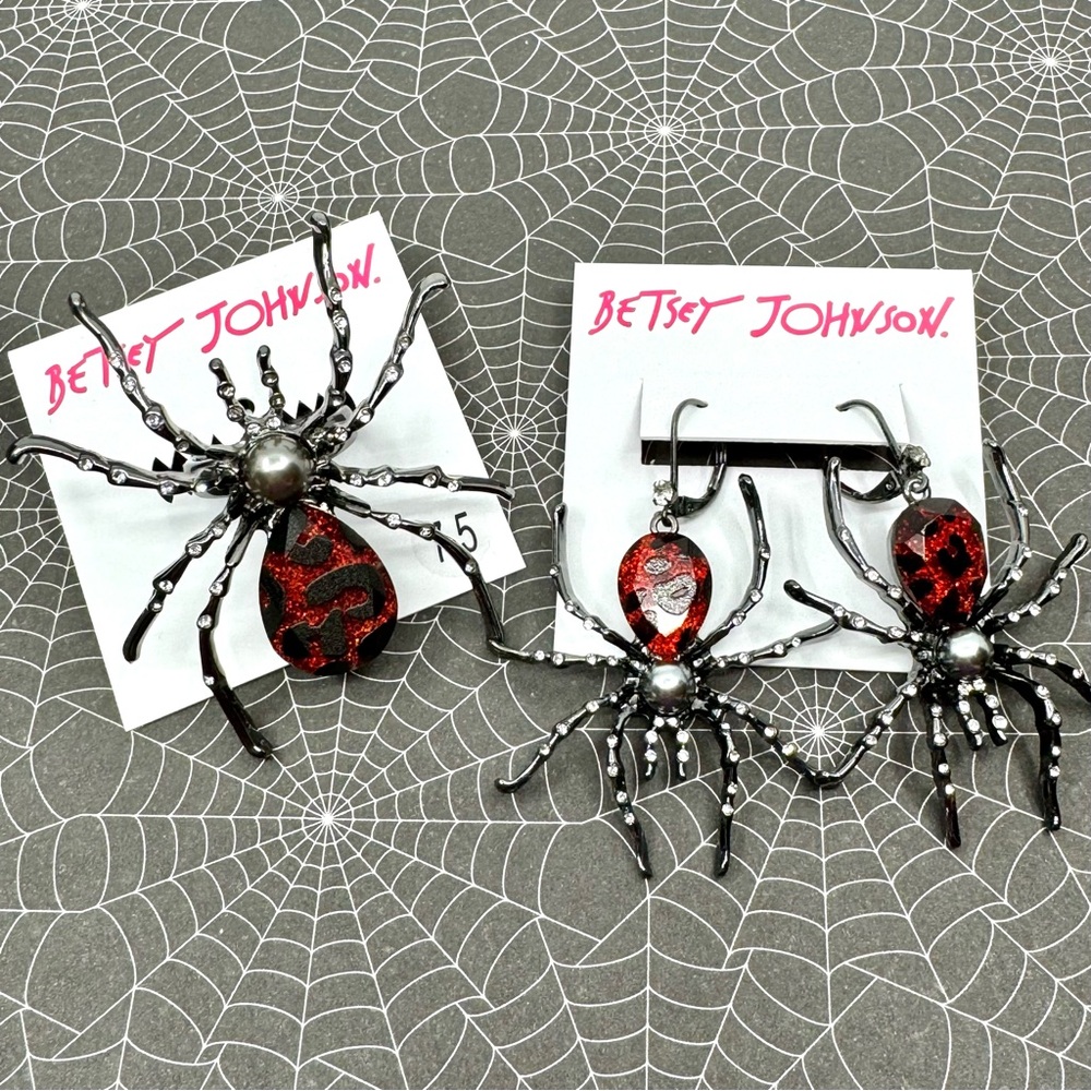 Betsey Johnson ‘Glampire’ Statement Spider Ring and Earring Set  NWT!